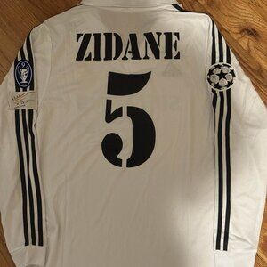 #5 Zidane 2002 Real Madrid home white kit long sleeve UCL (brand new, Size M)